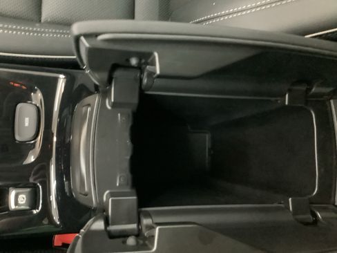 Used 2023 Buick Envision Essence AWD/4WD image 20