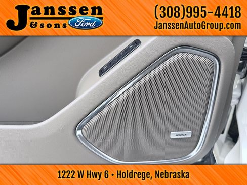 Used 2015 Chevrolet Tahoe LT AWD/4WD image 19