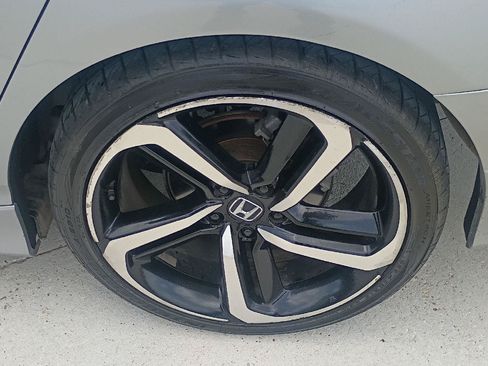 Used 2019 Honda Accord Sport image 23