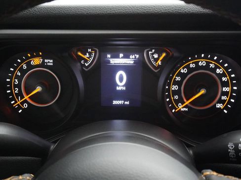 Used 2024 Jeep Wrangler Willys image 12