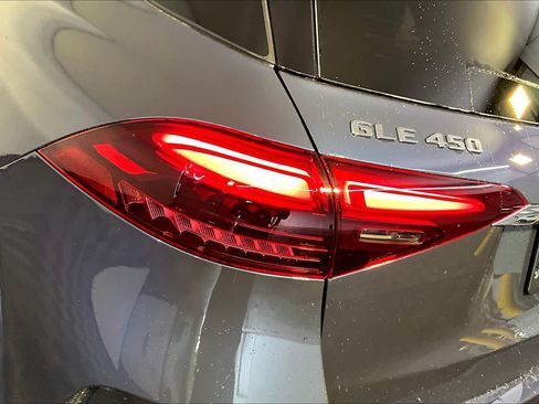 New 2026 Mercedes-Benz GLE 450 4MATIC image 5