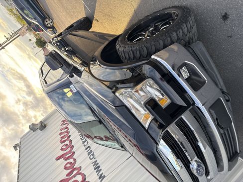 Used 2017 Ford F150 Lariat image 7