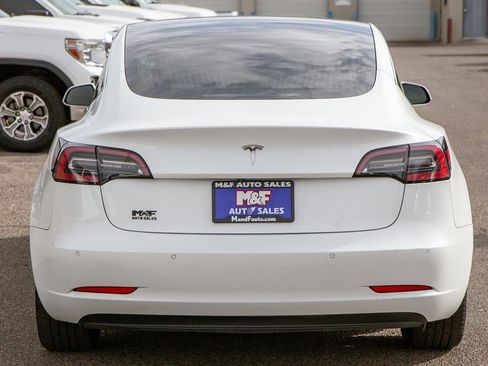 Used 2019 Tesla Model 3 Standard Range image 6