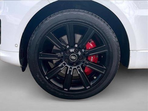 Used 2019 Land Rover Range Rover Sport HST image 10