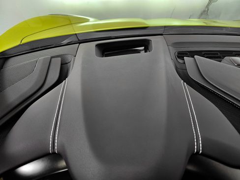 Used 2022 Chevrolet Corvette Stingray Preferred Cpe w/ 2LT image 17