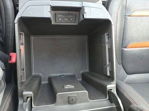 Used 2020 GMC Sierra 2500 AT4 w/ AT4 Premium Package image 23