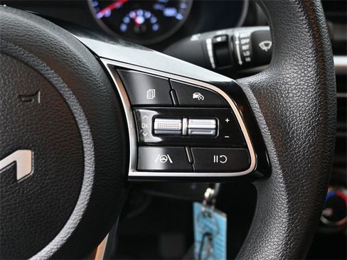 Used 2024 Kia Forte LXS image 28