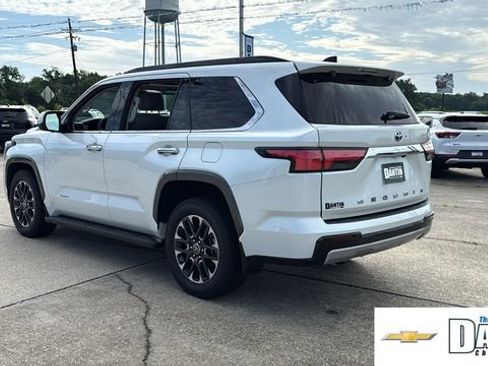 Used 2023 Toyota Sequoia Limited AWD/4WD image 28