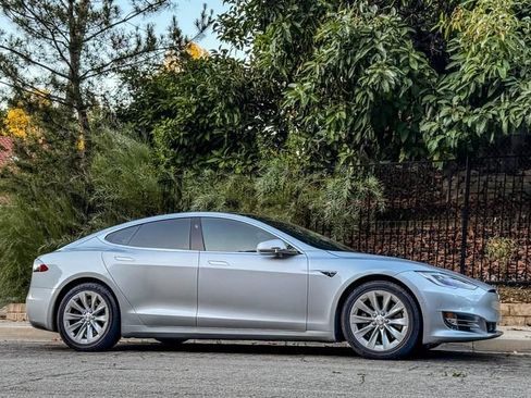 Used 2016 Tesla Model S 90D AWD/4WD image 14