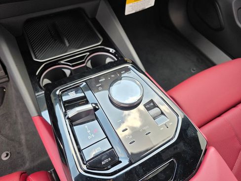 New 2026 BMW 530i w/ M Sport Package RWD image 15