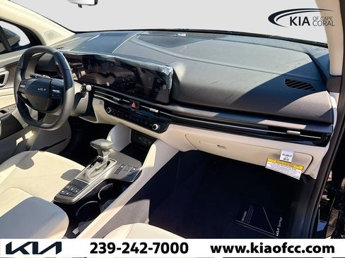 New 2026 Kia Sportage EX FWD image 14