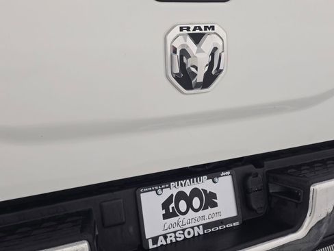 Used 2024 RAM 2500 Big Horn image 15