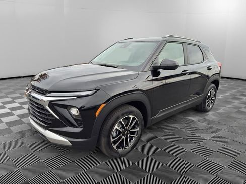 New 2026 Chevrolet TrailBlazer LT w/ Driver Confidence Package image 3
