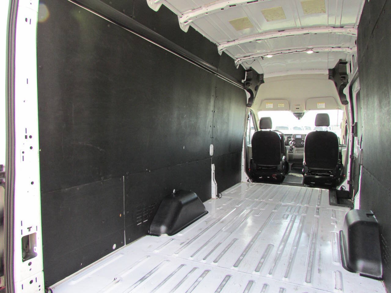 Used 2023 Ford Transit 250 148 High Roof Extended w/ Load Area Protection Package RWD image 23