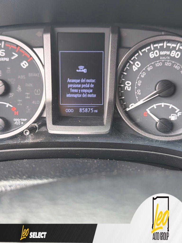 Used 2020 Toyota Tacoma TRD Sport AWD/4WD image 6