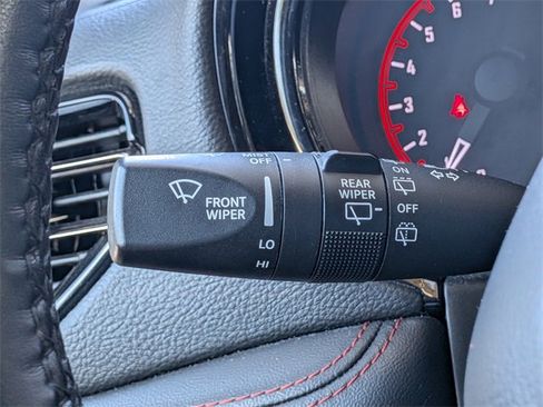 Used 2023 Dodge Durango GT image 31