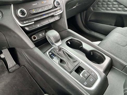 Used 2020 Hyundai Santa Fe SEL image 16