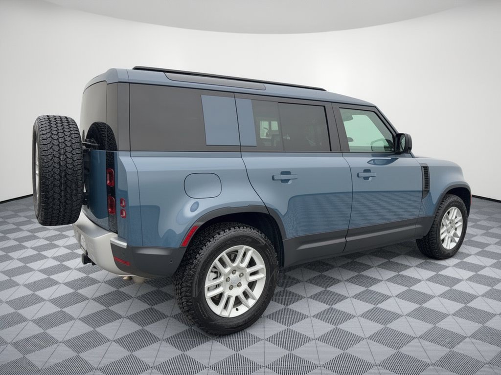 Certified 2025 Land Rover Defender 110 S AWD/4WD image 9