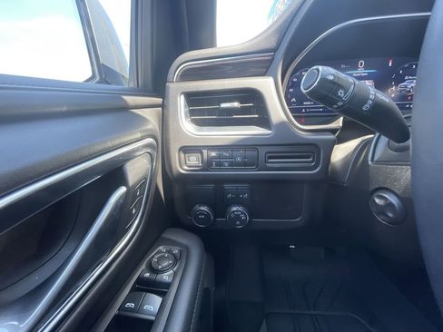 Used 2024 Chevrolet Tahoe LT w/ LT Signature Plus Package RWD image 18