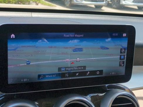 Used 2020 Mercedes-Benz GLC 300 image 19