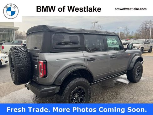 Used 2022 Ford Bronco Badlands image 5