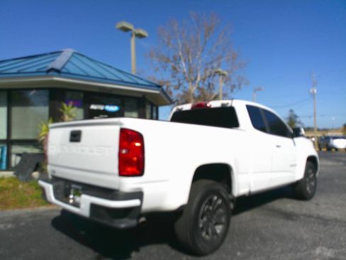 Used 2021 Chevrolet Colorado LT w/ Fleet Safety Package image 5
