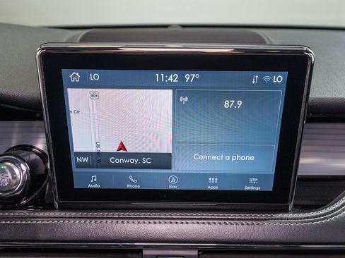 Used 2021 Lincoln Corsair AWD w/ Premium Package image 19