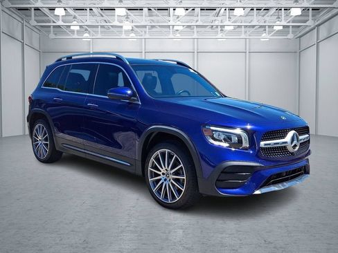 Used 2022 Mercedes-Benz GLB 250 image 4