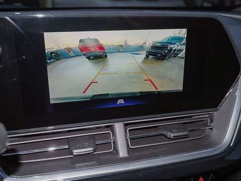 Certified 2024 Chevrolet Trax RS w/ Sunroof Package image 15