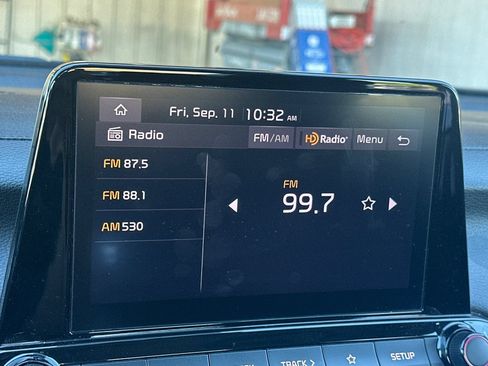 Used 2024 Kia Forte LXS FWD image 16