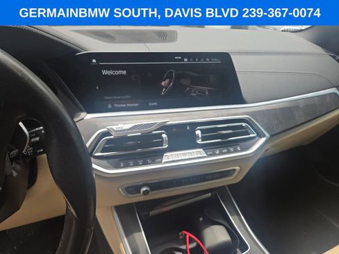 Used 2022 BMW X5 sDrive40i w/ Luxury Seating Package RWD image 22