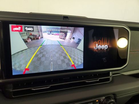 New 2026 Jeep Wrangler Unlimited Rubicon AWD/4WD image 22