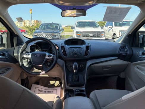 Used 2016 Ford Escape SE FWD image 14