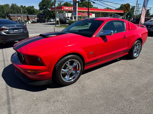 Used 2006 Ford Mustang GT Premium RWD image 5