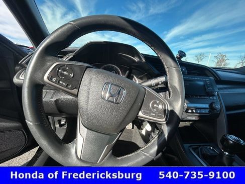 Used 2018 Honda Civic Sport image 17