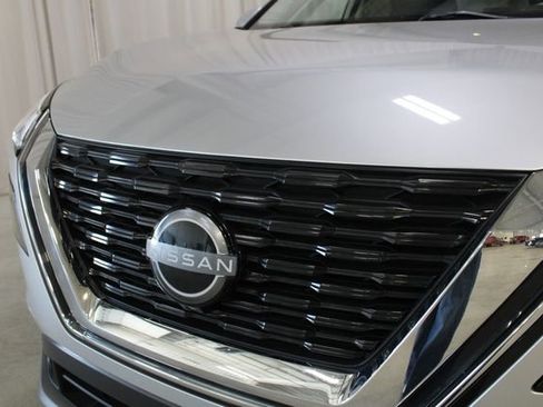 Used 2022 Nissan Rogue SV w/ SV Premium Package AWD/4WD image 32