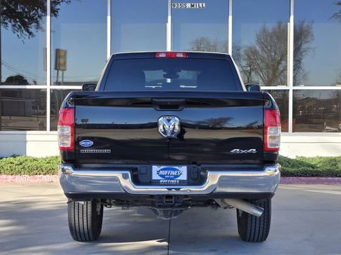 Used 2024 RAM 2500 Big Horn w/ Bed Utility Group image 6