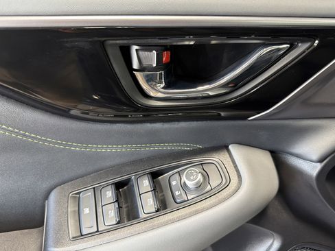 Certified 2025 Subaru Outback Onyx Edition image 19