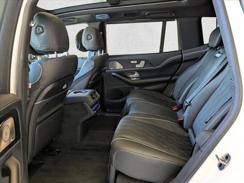 New 2026 Mercedes-Benz Maybach GLS 600 4MATIC image 19