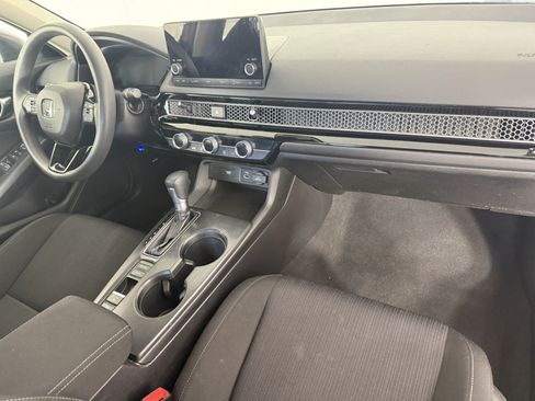 Used 2022 Honda Civic LX image 11