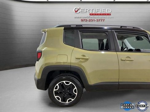 Used 2015 Jeep Renegade Trailhawk w/ Premium Leather Group image 89