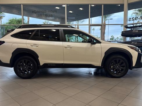 Certified 2025 Subaru Outback Onyx Edition image 6