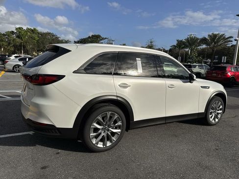 New 2026 MAZDA CX-90 3.3 Turbo w/ Preferred Package AWD/4WD image 4