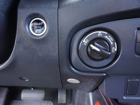 Certified 2024 Nissan Frontier PRO-4X w/ Technology Package AWD/4WD image 19