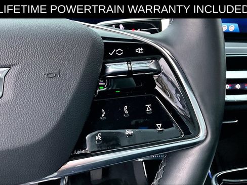Used 2025 Cadillac Lyriq Luxury w/ LPO, Floor Liner Package AWD/4WD image 27