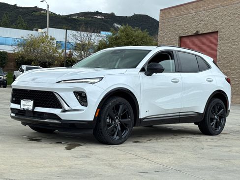 New 2026 Buick Envision Sport Touring image 4