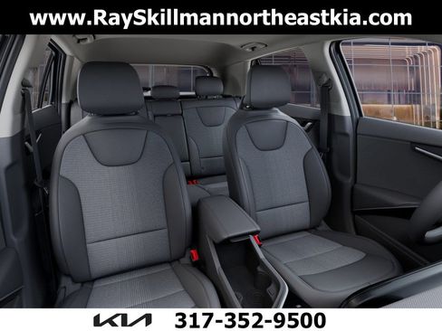 New 2025 Kia Niro EX Touring image 15