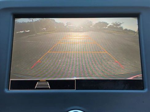 Used 2022 Chevrolet Equinox LS w/ Driver Confidence II Package FWD image 13