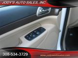 Used 2017 Jeep Grand Cherokee Laredo w/ Quick Order Package 23E image 3