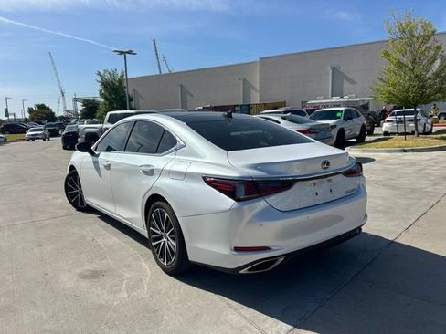 Used 2025 Lexus ES 350 w/ Premium Package FWD image 5